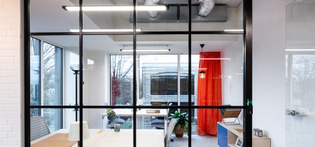 Private offices Ikaroslaan 1