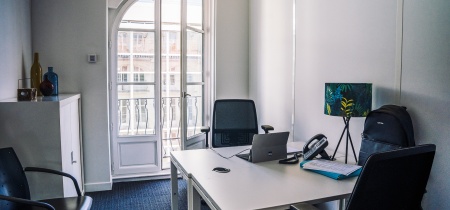 little office space 140 Rue de Rennes