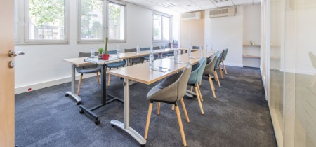 Meeting area 117 Avenue Victor Hugo