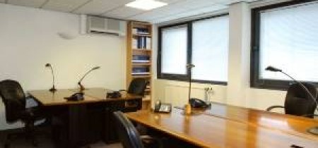 Photo 8 of 114 Rue Michelange in Paris